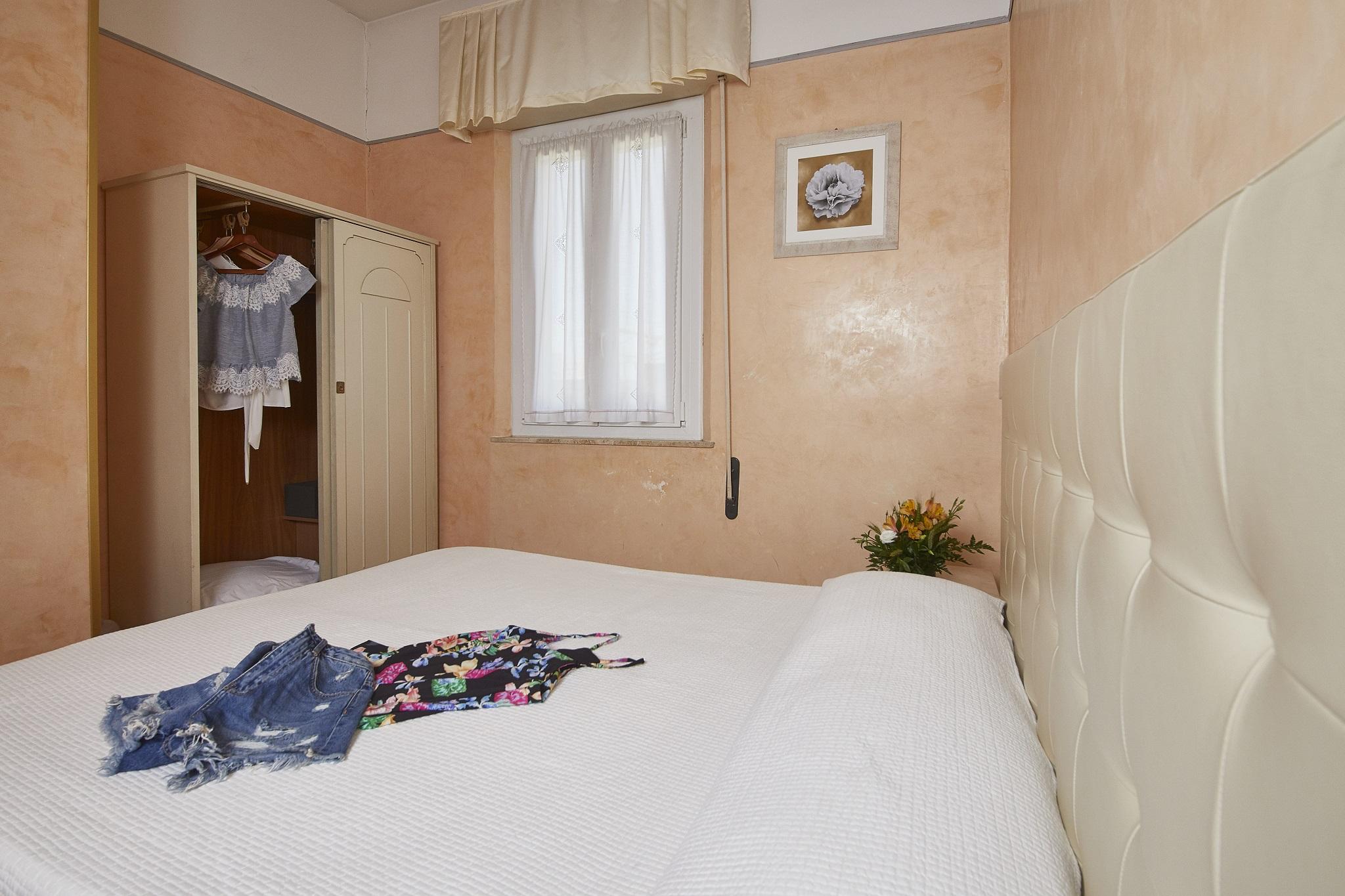 Hotel Vienna Ostenda E Ristorante Il Danubio Rimini Eksteriør billede