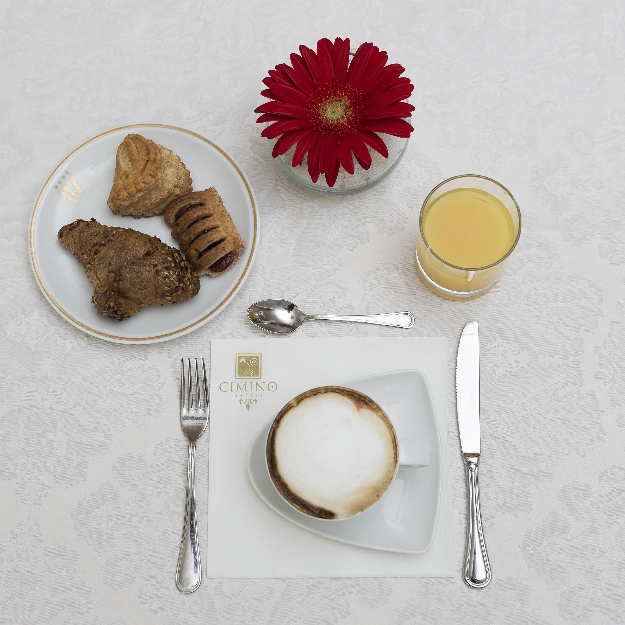Hotel Vienna Ostenda E Ristorante Il Danubio Rimini Eksteriør billede