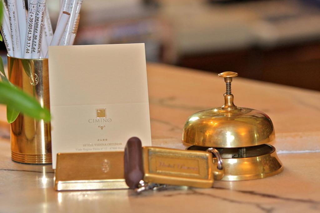 Hotel Vienna Ostenda E Ristorante Il Danubio Rimini Eksteriør billede